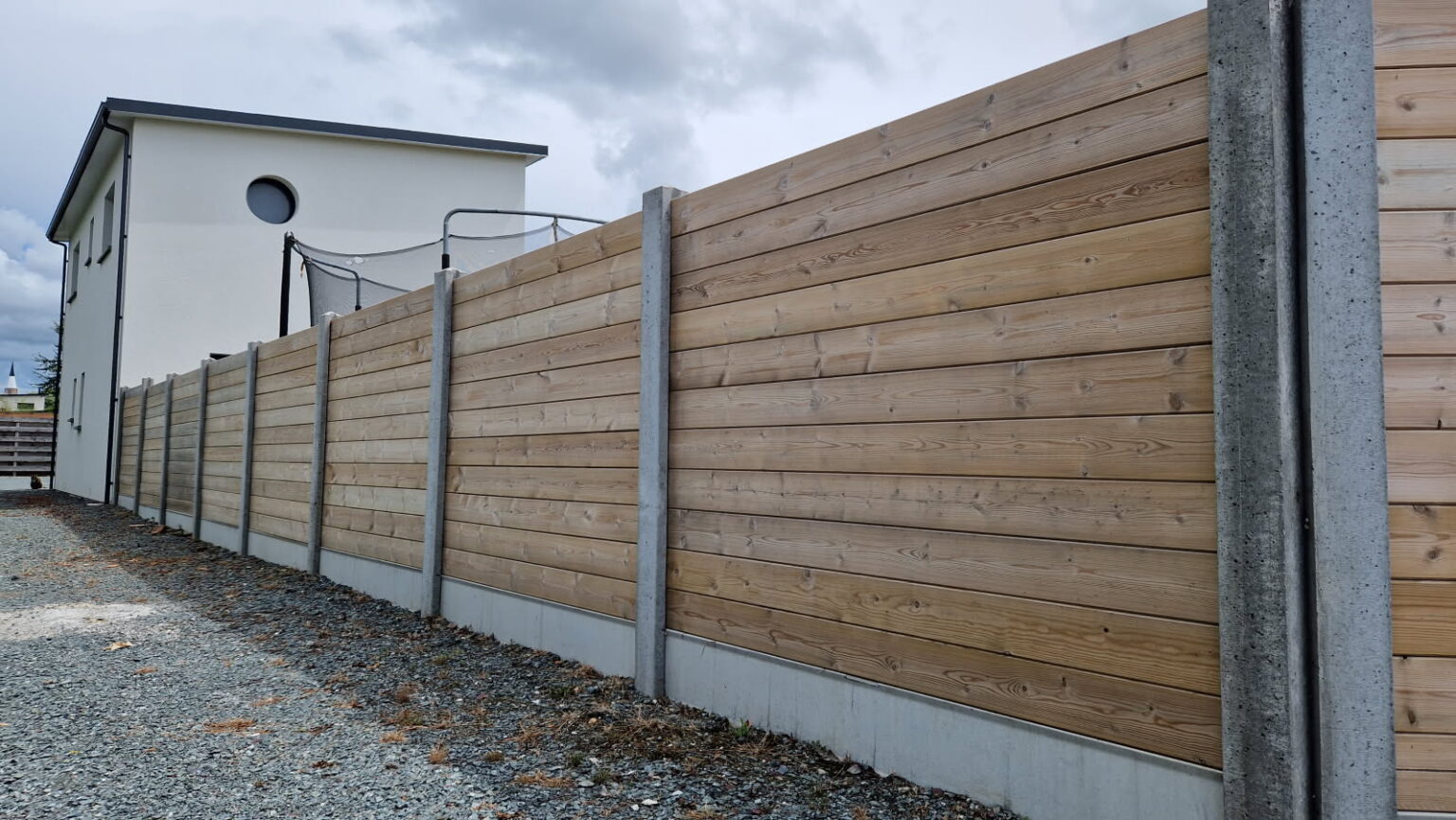 Clôture en bois installée dans le Calvados par C.N.E