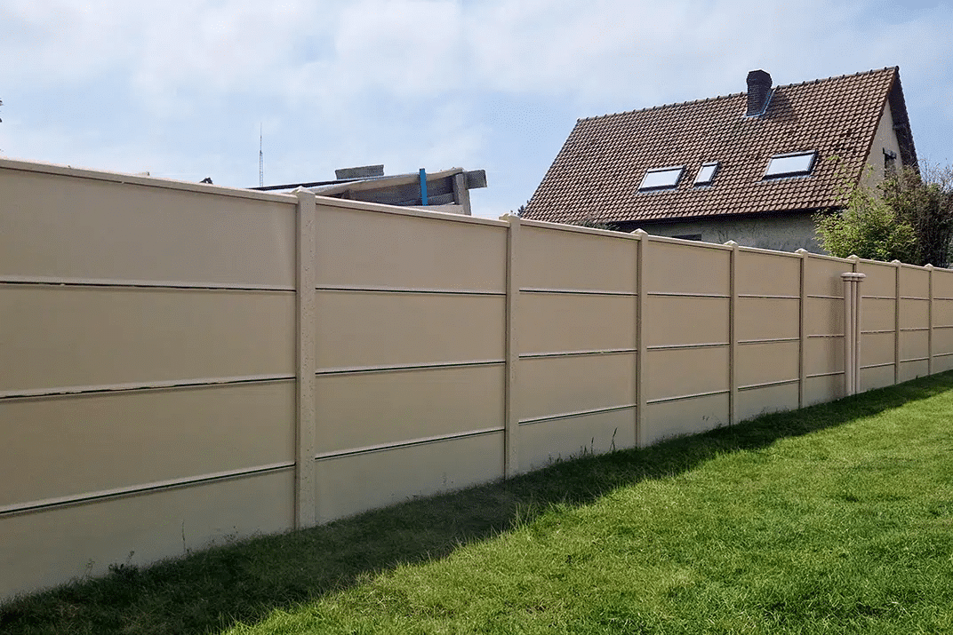 Réalisation de clôture béton dans le Calvados par C.N.E