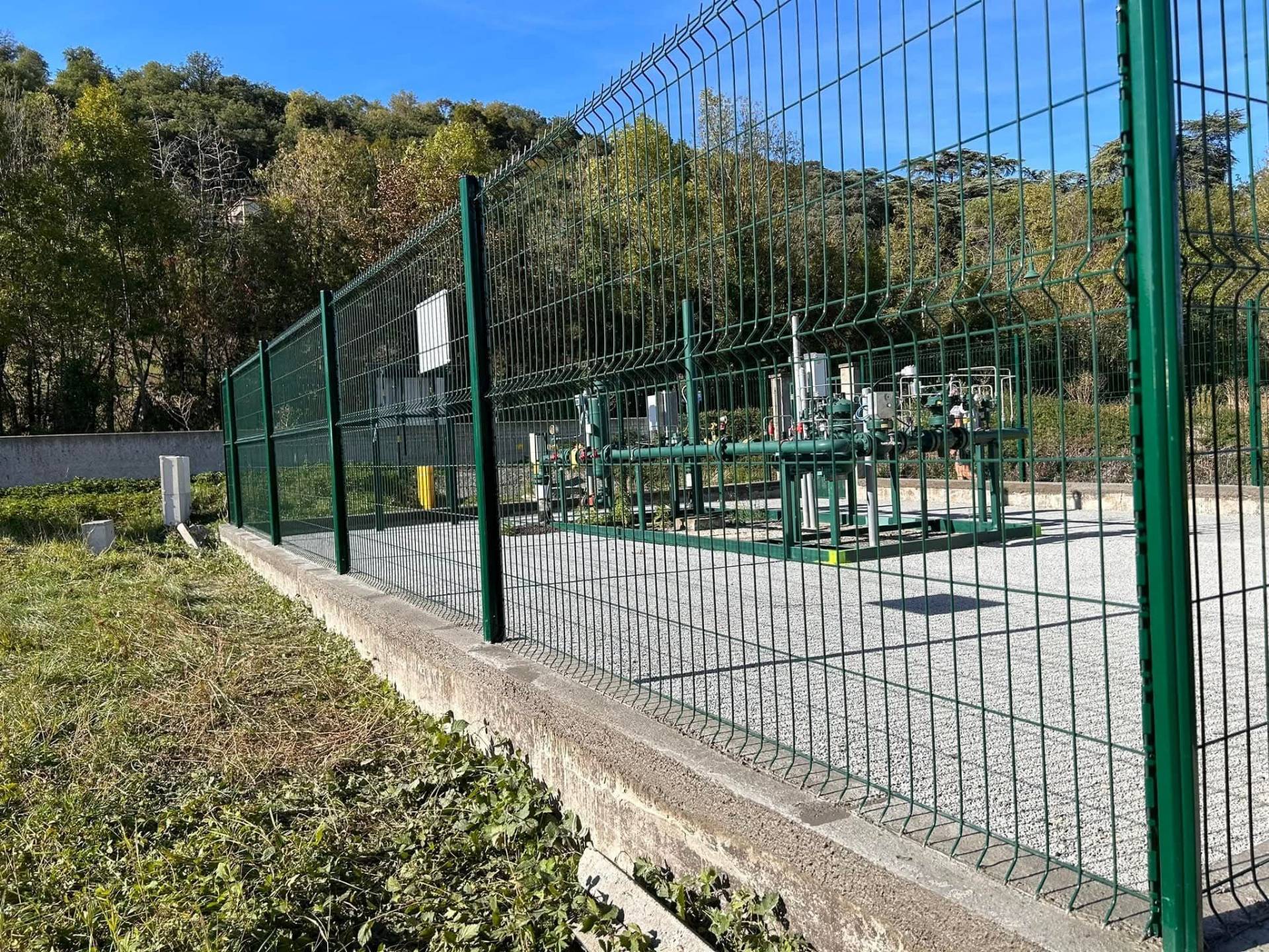 Vente de panneau rigide vert à Carpiquet