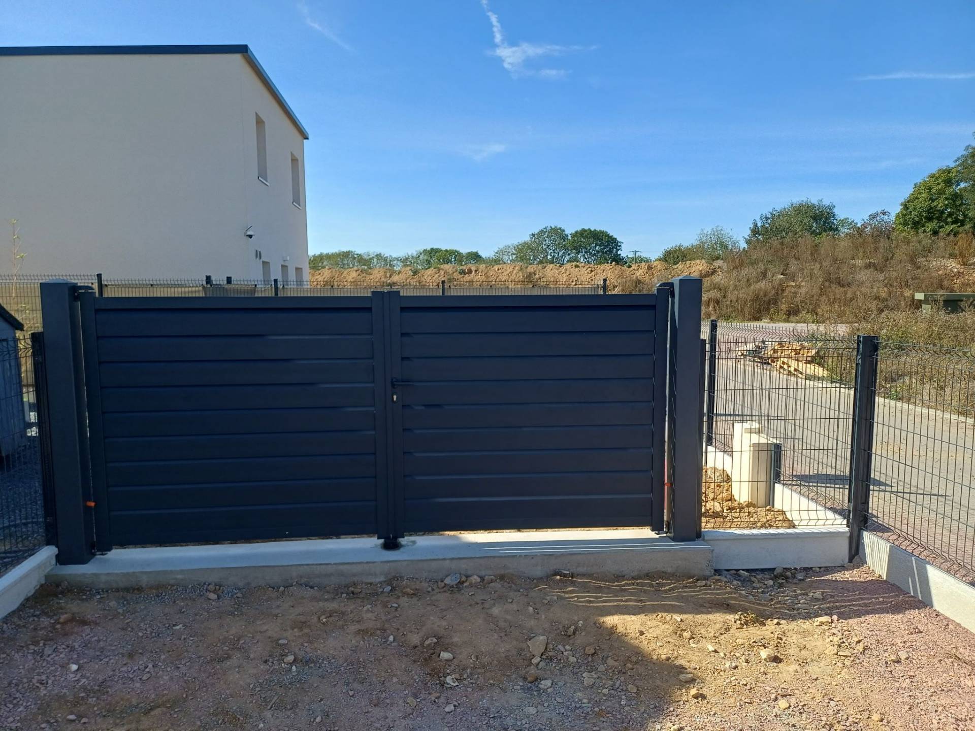 Fournisseur de portail aluminium à Carpiquet