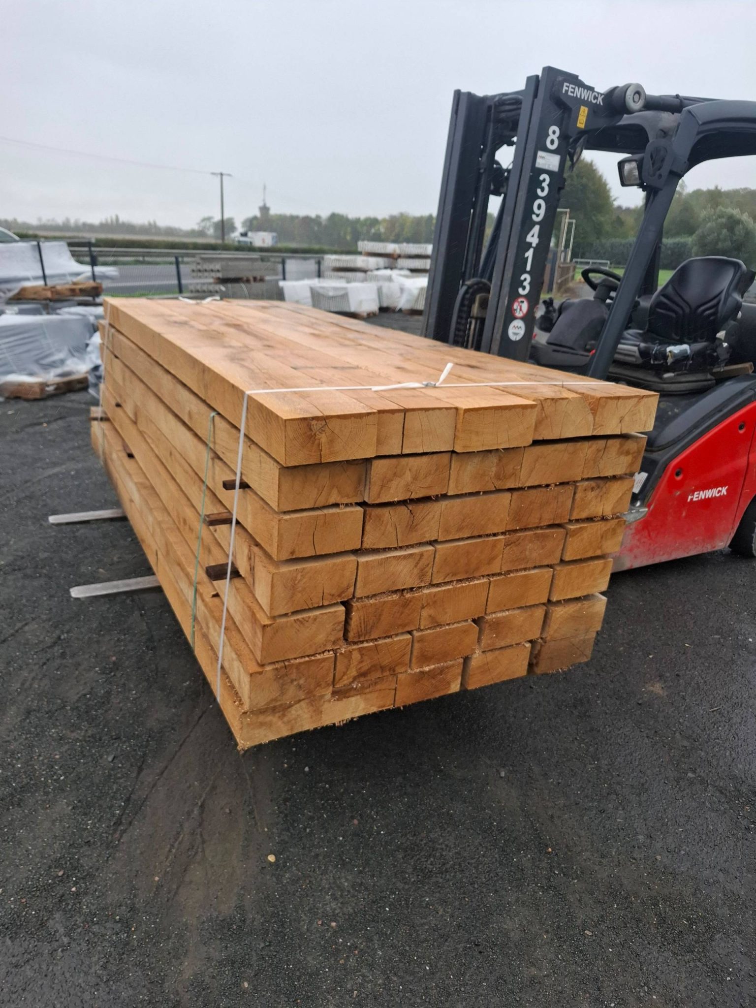 Vente de poteaux bois à Falaise