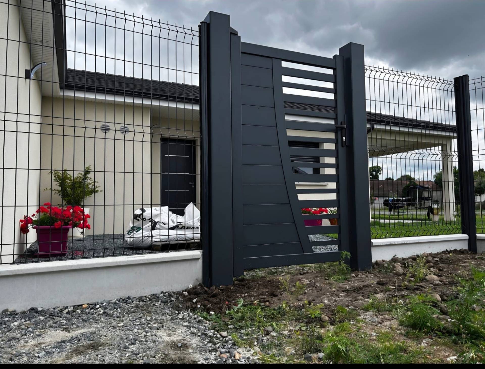 Fournisseur de portillon aluminium à Mondeville