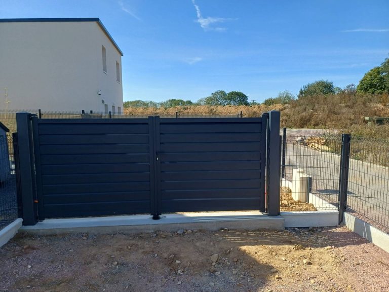 Vente de portail aluminium sur mesure à Troarn